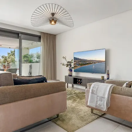 Casa Lily Luxury Cinema & Garden Lejlighed