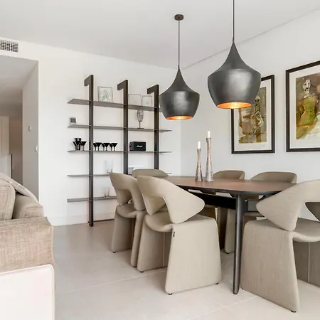 Casa Lily Luxury Cinema & Garden Lejlighed