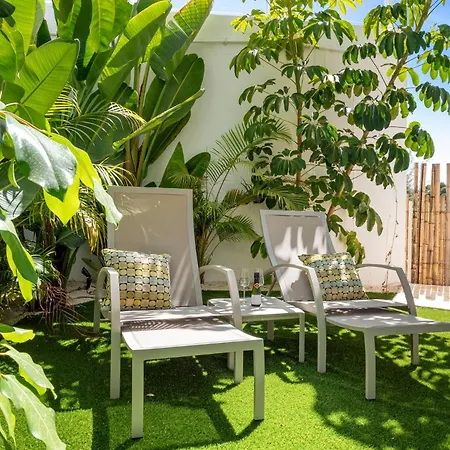 Casa Lily Luxury Cinema & Garden Lejlighed Marbella