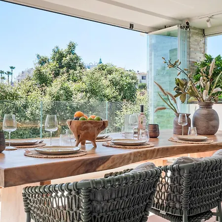 Casa Lily Luxury Cinema & Garden Lejlighed *