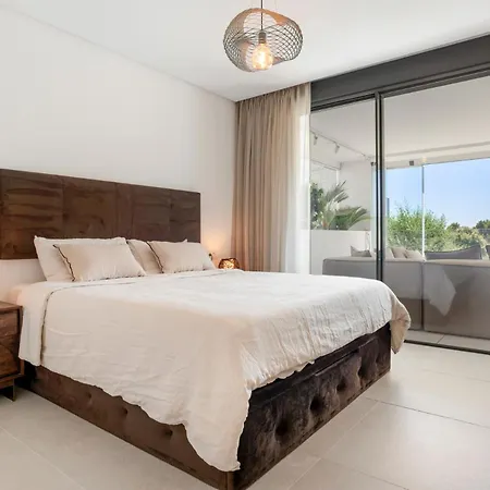 Casa Lily Luxury Cinema & Garden * Marbella