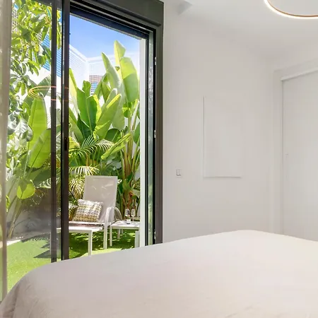 Casa Lily Luxury Cinema & Garden Lejlighed *